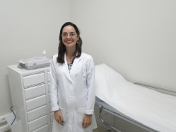 Enfermeira Flávia Bruzi orienta comunidade acadêmica em atendimentos de urgência
