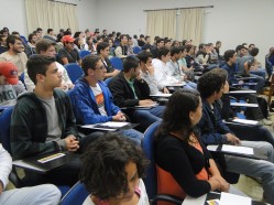 Estudantes aproveitam para conhecer sobre o mercado e papel do profissional de engenharia