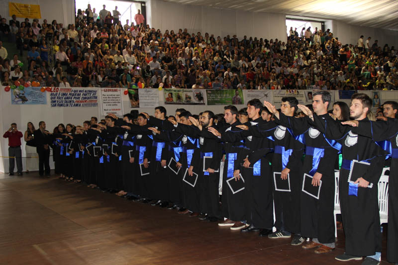 formatura colação de grau roupa