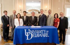 Cerimônia de assinatura do acordo de cooperação entre UFLA e Delaware 