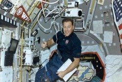Laboratório no ônibus espacial Columbia: ciência sem gravidade
