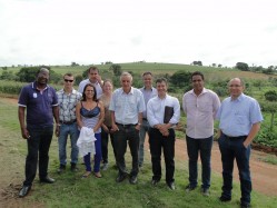 Equipe visita o Centro de Desenvolvimento Científico e Tecnológico em Agropecuária (Fazenda Muquem)