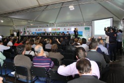 A parte política da Expocafé reuniu autoridades, técnicos e produtores
