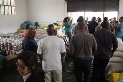 Entidades filantrópicas de Lavras e região participam de cerimônia simbólica de entrega dos alimentos