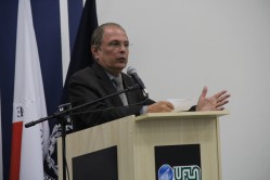 Para o reitor, prof. José Roberto Scolforo, sediar a cerimônia foi uma honra para a Universidade