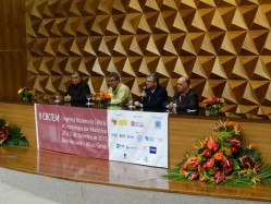 Cerimônia de abertura do II CBCTEM - evento teve a organização do Programa de Pós-graduação em Ciência e Tecnologia da Madeira da UFLA