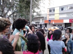 momento de interação entre os participantes das mais variadas etnias e ideologias. Foto: Sebastião Filho