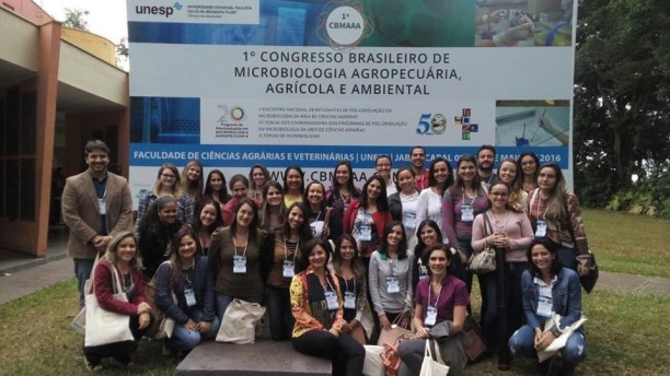 Professores e estudantes da UFLA participam do Congresso Brasileiro de Microbiologia Agrícola, Agropecuária e Ambiental, realizado em Jaboticabal 