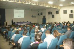 Primeira palestra do evento ministrada pelo professor Marcos Aurélio Lopes