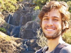 Leandro Lares, autor de Caleidoscópio Lunar, é estudante do 4º período de Engenharia Florestal na UFLA.