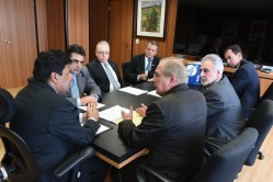 Reitor da UFLA apresenta demandas estratégicas em reunião com o ministro Mendonça Filho